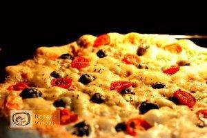 Flóra pizzája recept, Flóra pizzája elkészítése 5. lépés
