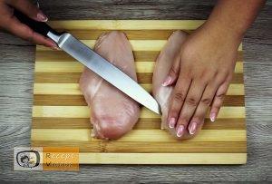 Csirkemell receptek: Szilvával töltött csirkemell bacon köntösben elkészítése 1. lépés