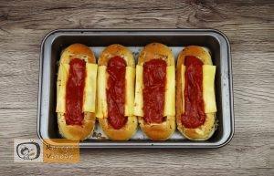Bolognais hot dog recept, bolognais hot dog elkészítése 4. lépés