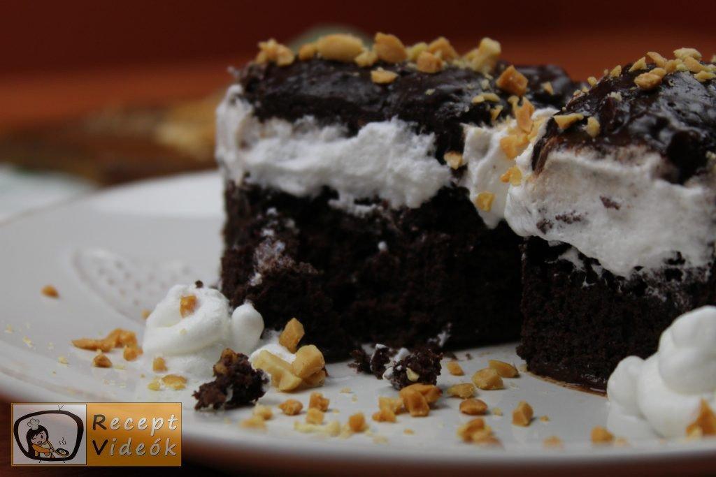 Mogyorós-étcsokoládés süti recept, mogyorós-étcsokoládés süti elkészítése - Recept Videók