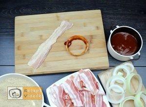 Baconbe tekert hagymakarikák recept, baconbe tekert hagymakarikák elkészítése 2. lépés