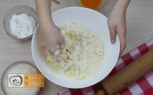 Sajtos pogácsa recept, sajtos pogácsa elkészítése 1. lépés