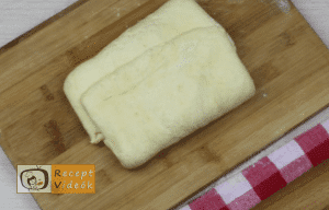 Sajtos pogácsa recept, sajtos pogácsa elkészítése 6. lépés