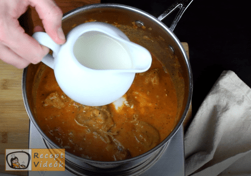 Tejfölös csirkepaprikás recept, tejfölös csirkepaprikás elkészítése 8. lépés