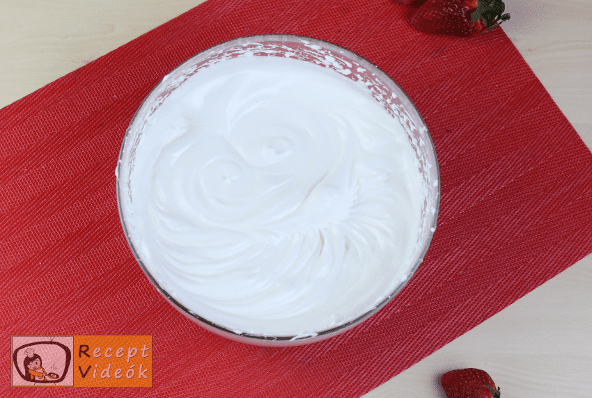 Valentin napi süti recept - valentin napi mini ombre torta elkészítése 1. lépés
