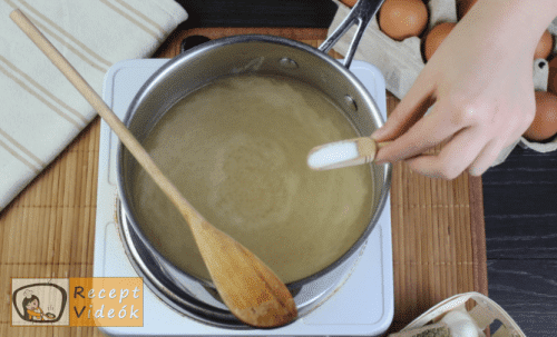Egyszerű tojásleves recept, egyszerű tojásleves recept készítése 4. lépés