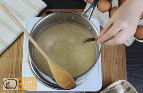 Egyszerű tojásleves recept, egyszerű tojásleves recept készítése 3. lépés