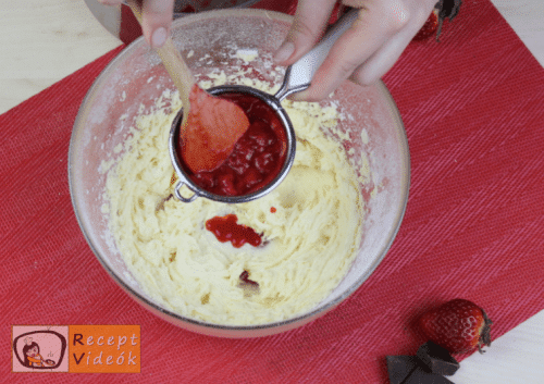 Valentin napi süti recept - Szerelem Muffin elkészítése 10. lépés
