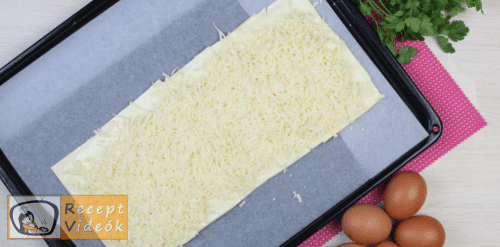 Tojásos-sonkás sajttekercs recept elkészítése 2. lépés