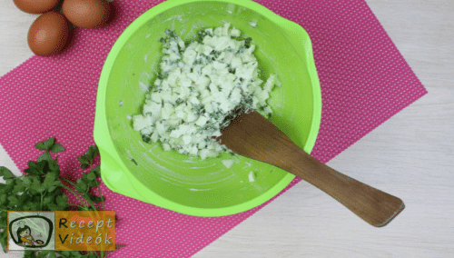 Tojásos-sonkás sajttekercs recept elkészítése 5. lépés