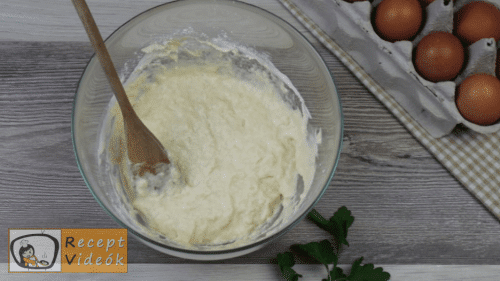Tojásos nokedli recept, tojásos nokedli elkészítése 2. lépés