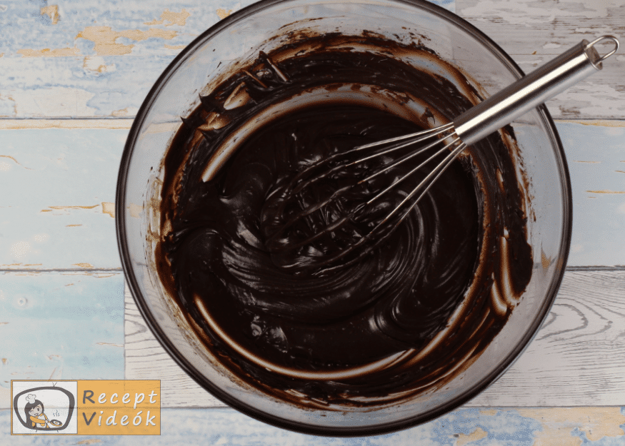 Csokoládétorta (csokitorta) recept elkészítése 7. lépés