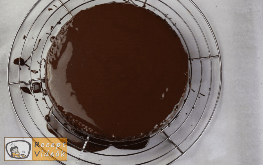 Csokoládétorta (csokitorta) recept elkészítése 12. lépés