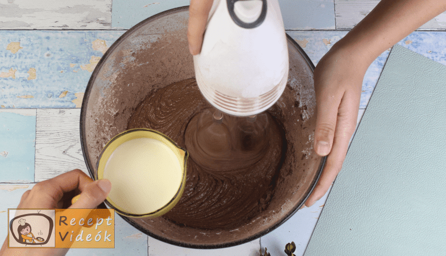 Csokis sütemény recept, csokis sütemény elkészítése 4. lépés