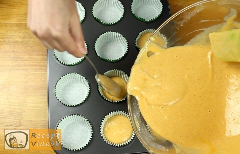 Sütőtökös muffin recept, Sütőtökös muffin elkészítése 3. lépés